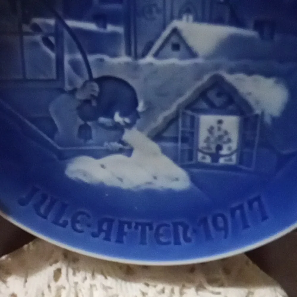 Blue1977 Plate with Winter Scene, Bing & Ghrondahl, 